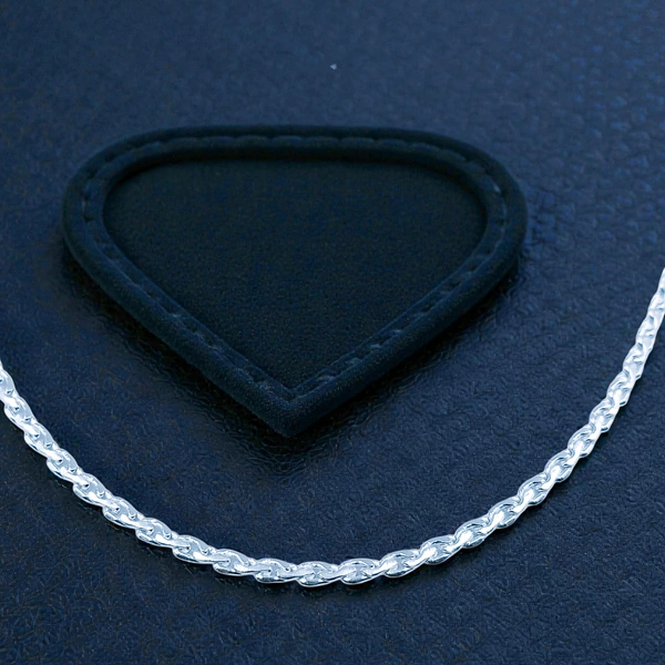 silver gents chain 4,610 (1)